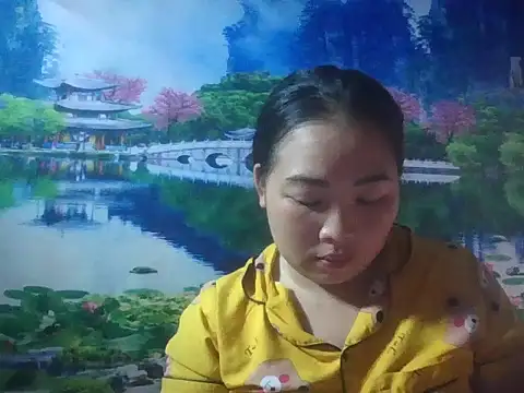 Huemy098 online show from April 10, 5:45 am