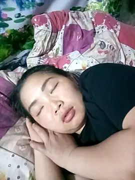 Huemy098 online show from April 18, 6:39 am