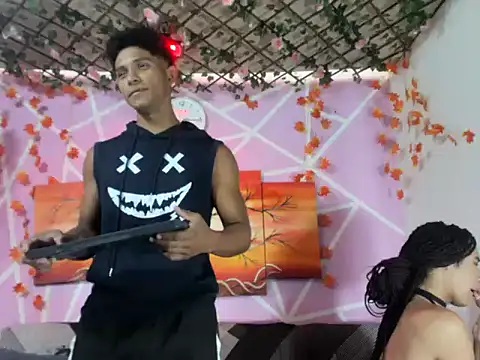 Nahomi hot 77 online show from March 29, 6:19 pm