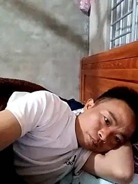 boy-pho- online show from March 26, 12:33 pm