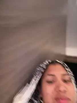 Laila LS online show from July 7, 1:15 pm