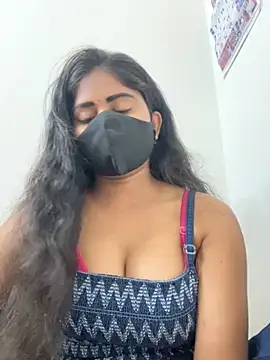 sexy-riyaa43 online show from March 26, 5:40 pm