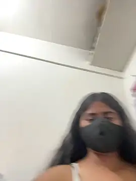 sexy-riyaa43 online show from March 27, 5:23 pm