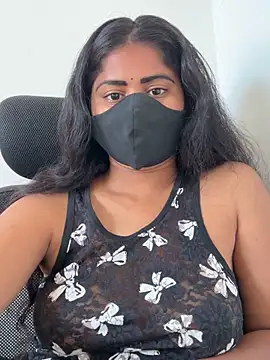 sexy-riyaa43 online show from March 28, 9:42 am