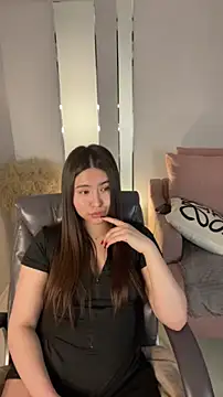 IceIcebabe  online show from March 20, 1:10 am