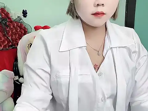 Nhanlu009 online show from March 18, 7:00 am