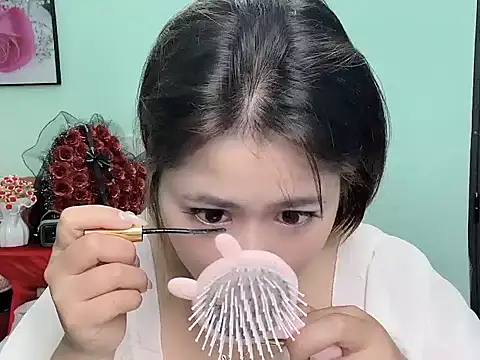 Nhanlu009 online show from April 4, 10:35 am