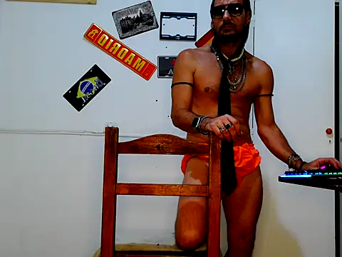 freddymdq100 online show from March 23, 7:45 am