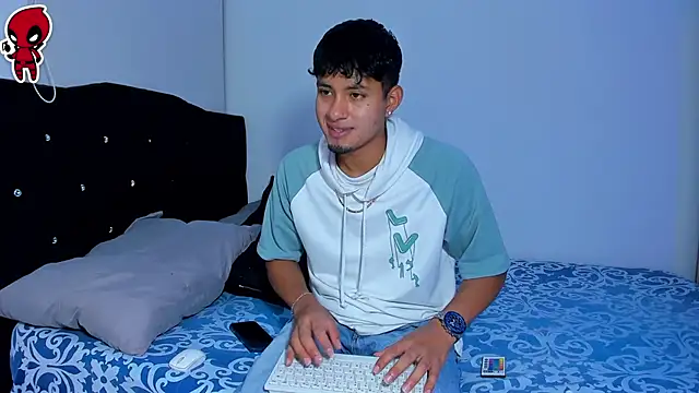 Thiago snoop online show from March 22, 11:30 pm