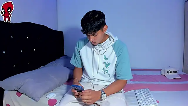 Thiago snoop online show from March 26, 1:01 am