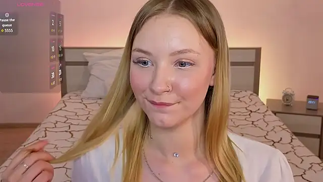 StaceyyJones online show from June 3, 10:07 am