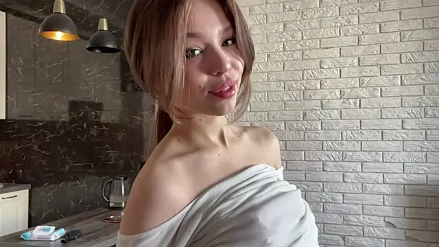 VictoryGlow online show from April 14, 10:43 am