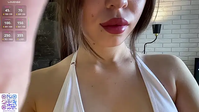 VictoryGlow online show from April 17, 11:46 am