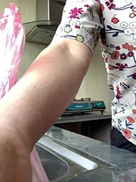 tieuvy6 online show from April 10, 3:12 am