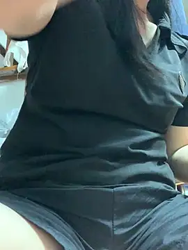 tieuvy6 online show from April 10, 3:28 pm