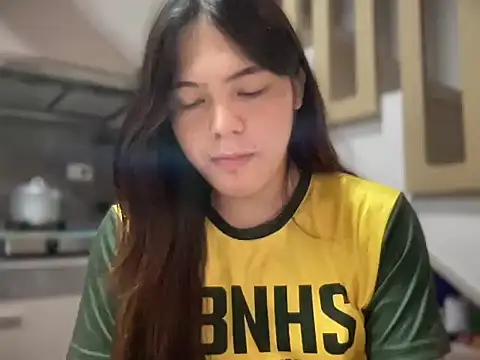 tastelikesugar19 online show from April 7, 8:59 am