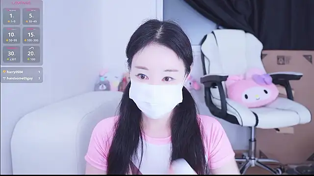 sexyjoy95 online show from April 13, 10:43 am