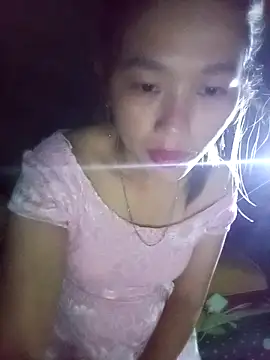 Snapshot of gogo-min chatting on May 1, 12:48 am gogo-min online show from May 1, 12:48 am