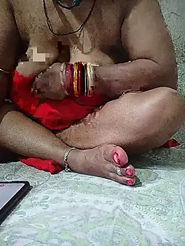 Snapshot of hottsexyy chatting on May 18, 4:07 am hottsexyy online show from May 18, 4:07 am