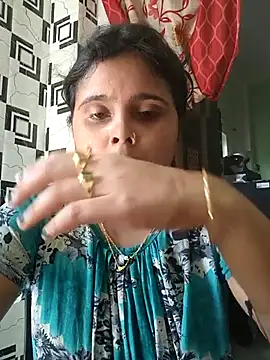 hotbhabhi 0 online show from April 4, 4:22 am