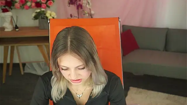 BlossomVibe online show from April 6, 11:11 am