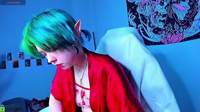 LittleKittenStar online show from March 28, 3:06 am