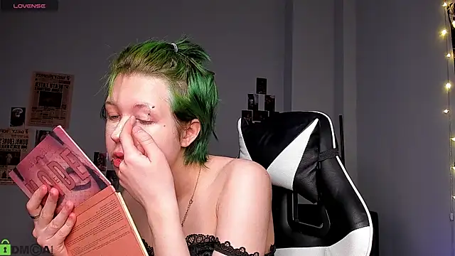 LittleKittenStar online show from April 5, 3:04 am