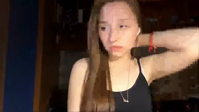 Vickyfaith online show from April 4, 8:28 pm