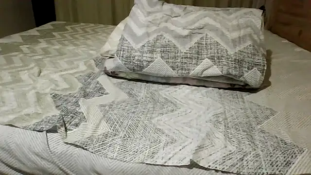 alekssierto online show from April 6, 10:33 pm