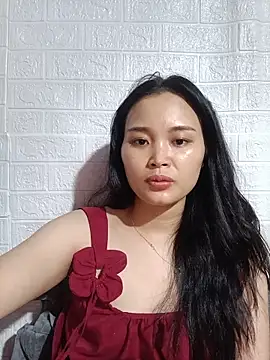 Snapshot of Akile80 chatting on June 8, 3:23 pm Akile80 online show from June 8, 3:23 pm