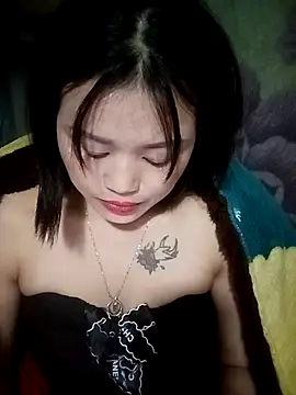 Eli18 online show from April 1, 1:23 pm