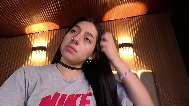 Melannyy V online show from March 21, 12:43 pm