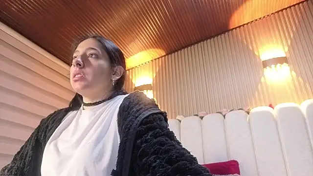 Melannyy V online show from March 24, 12:54 pm