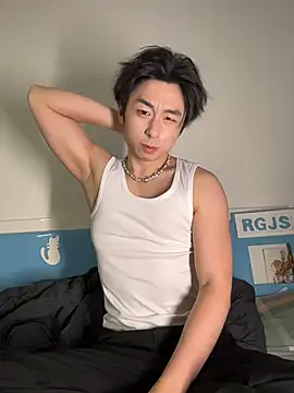 kissbaby-111 online show from March 29, 5:13 pm