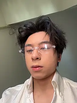 kissbaby-111 online show from April 11, 3:22 am