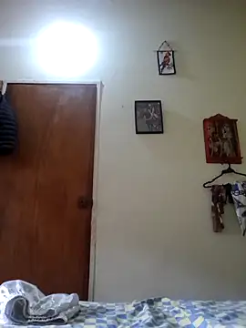 Isabelmotta  online show from March 24, 3:50 pm