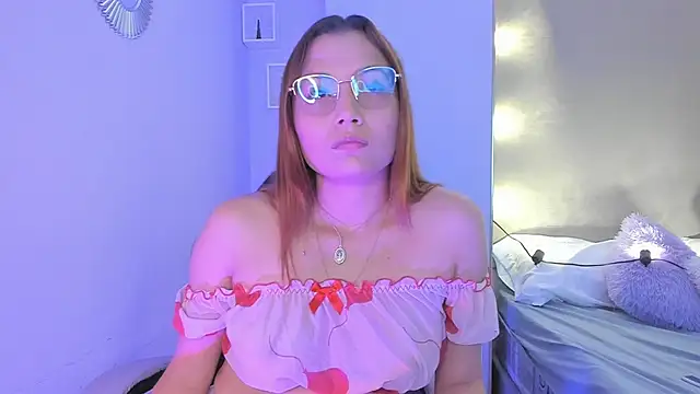 Littletammy4u online show from April 13, 3:06 pm