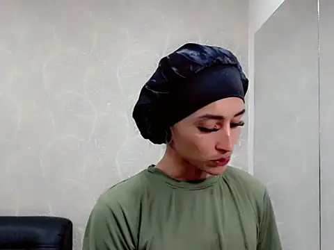 samantha bliss24 online show from April 7, 3:07 am