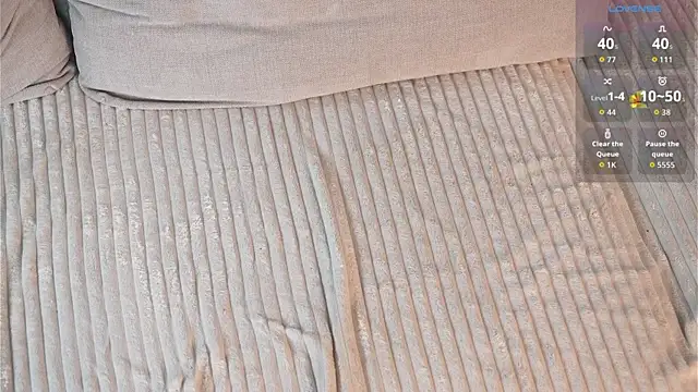 RoniDetterich online show from April 18, 7:58 pm