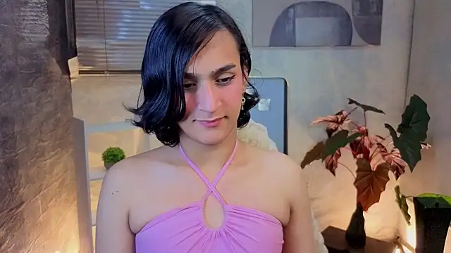Snapshot of Zoee_Kiss_ chatting on May 1, 4:06 am Zoee Kiss online show from May 1, 4:06 am