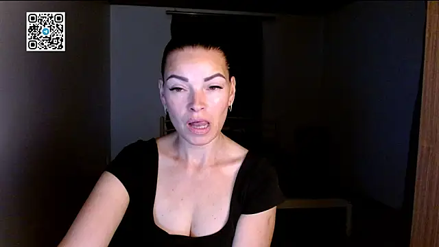 Ivorymuse  online show from May 23, 8:24 pm