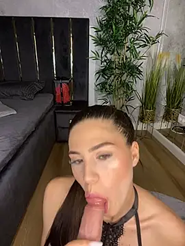 valery evan online show from March 25, 7:31 pm