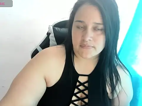 Atenea 19  online show from April 7, 6:08 pm