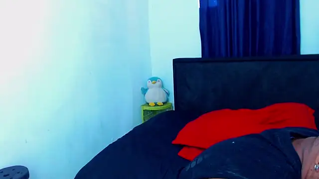 MascTyler online show from April 11, 8:24 pm