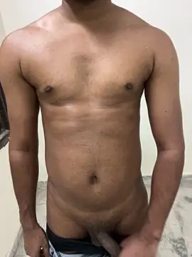couple-new online show from June 18, 4:02 am