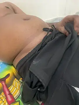 couple-new online show from June 26, 5:23 am