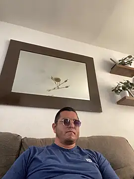 HOTB0Y18 online show from March 24, 7:41 pm