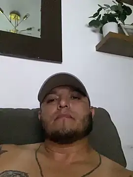 HOTB0Y18 online show from April 16, 7:42 am