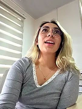 EimyBlake online show from March 25, 6:47 pm