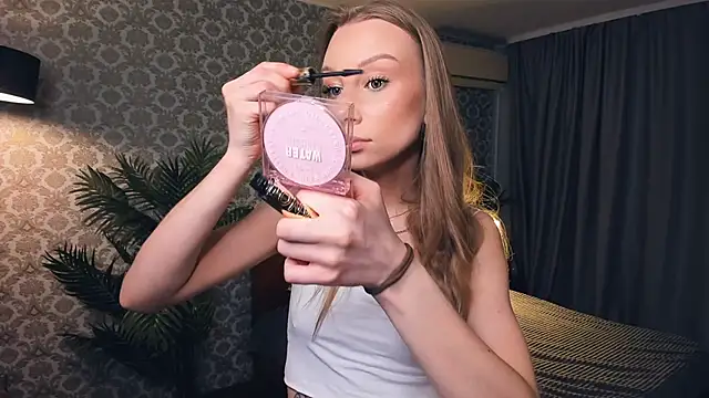 AmilyAmilli online show from March 21, 11:26 am